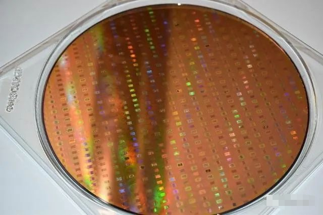 Micledi與GF合作，生產適配于AR眼鏡的Micro-LED顯示屏