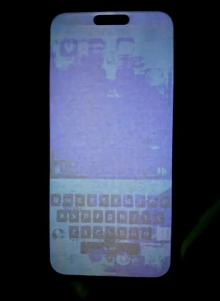 iPhone 15 Pro Max又燒屏了，三星LGD背鍋？