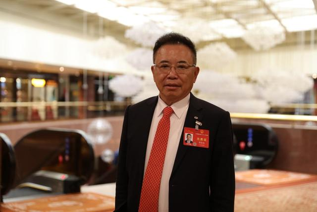 全國人大代表、TCL創(chuàng)始人李東生：企業(yè)要敢于投資未來，才有未來