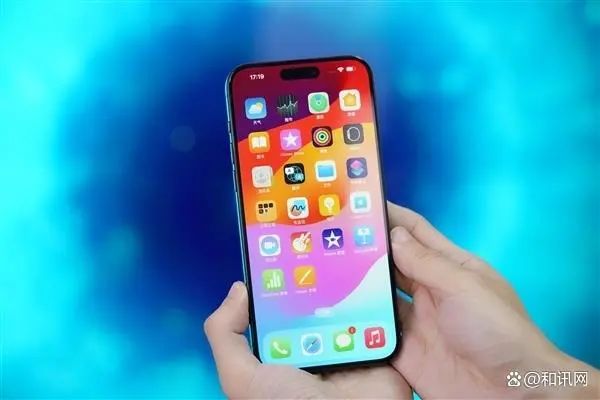iPhone Q1ЇN19%ANL70%