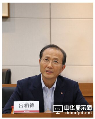椤ず琛屾キ绐佺牬鍙� OLED鏄従闅庢鏈€浣抽’绀烘妧琛� 