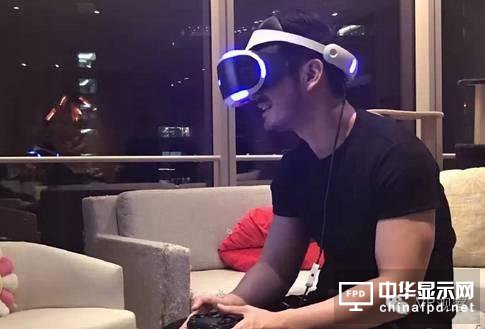 索尼PSVR有多拼？為了營(yíng)銷讓黃曉明暴露了金剛屁股