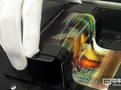 下一代平板顯示：OLED、MICRO LED、QLED誰將勝出？
