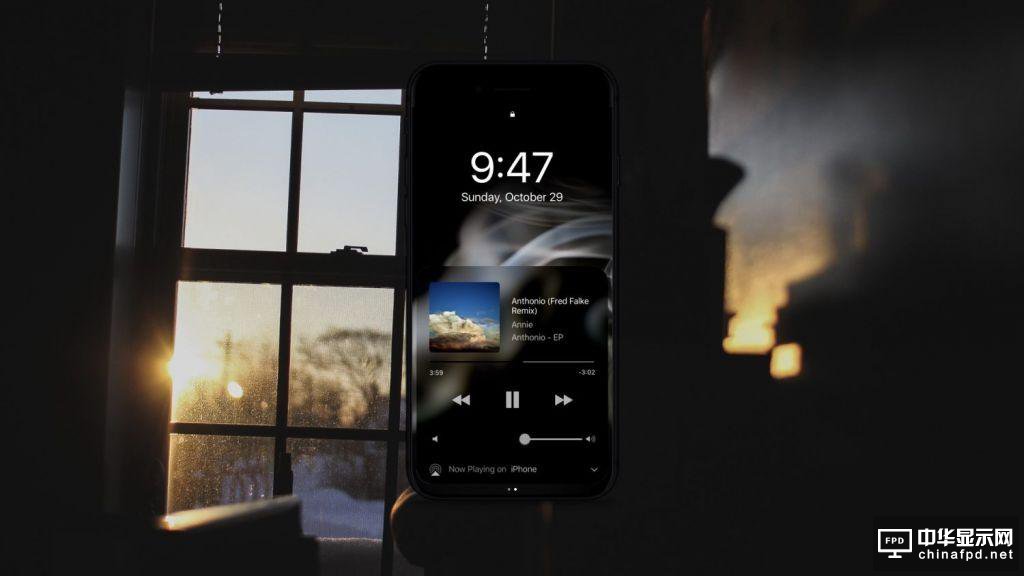美哭了! OLED+暗黑模式+黑色機身iPhone 8