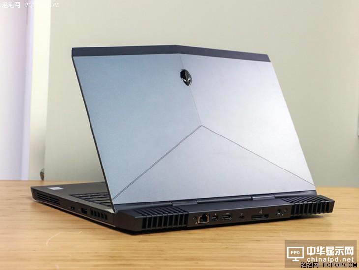 涓冧唬i7锛婫TX 1060 Alienware 13 OLED鐗堣⿻娓�