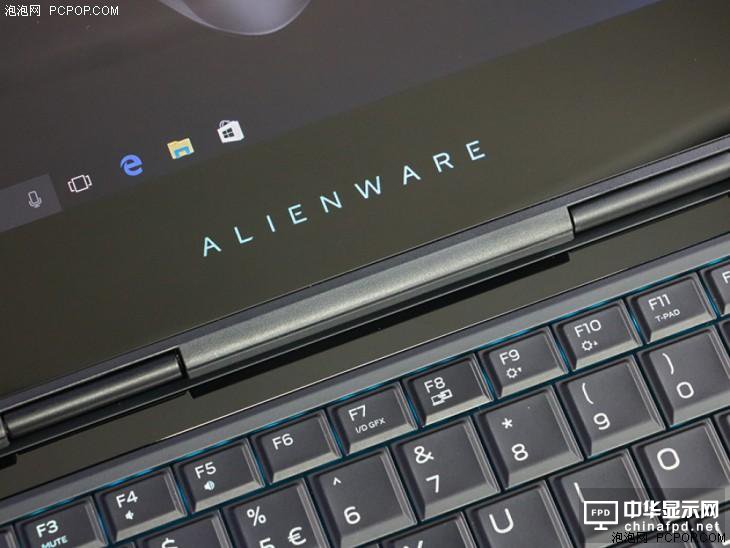 涓冧唬i7锛婫TX 1060 Alienware 13 OLED鐗堣⿻娓�