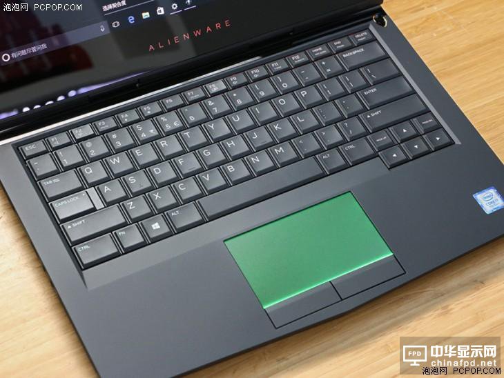 涓冧唬i7锛婫TX 1060 Alienware 13 OLED鐗堣⿻娓�