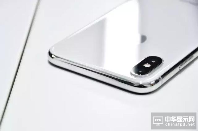 iPhone X 堪稱印鈔機, 一周狂賣900萬臺！這差不多是720億人民幣