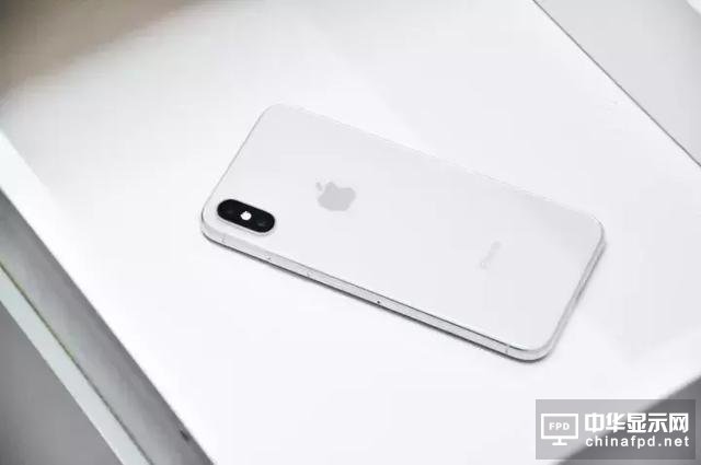 iPhone X 堪稱印鈔機, 一周狂賣900萬臺！這差不多是720億人民幣