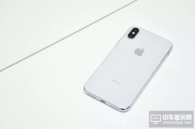 iPhone X 堪稱印鈔機, 一周狂賣900萬臺！這差不多是720億人民幣