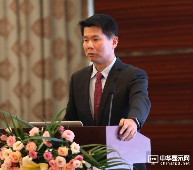 和輝光電鄒忠哲：面板制造商要分發揮帶動AMOLED價值鏈提升的角色