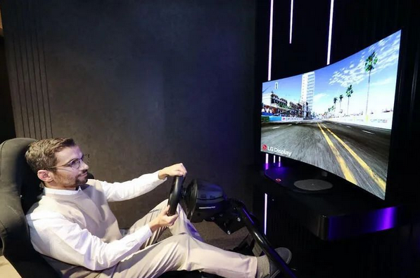 LGD將展示48吋1000R曲率自發聲OLED顯示屏